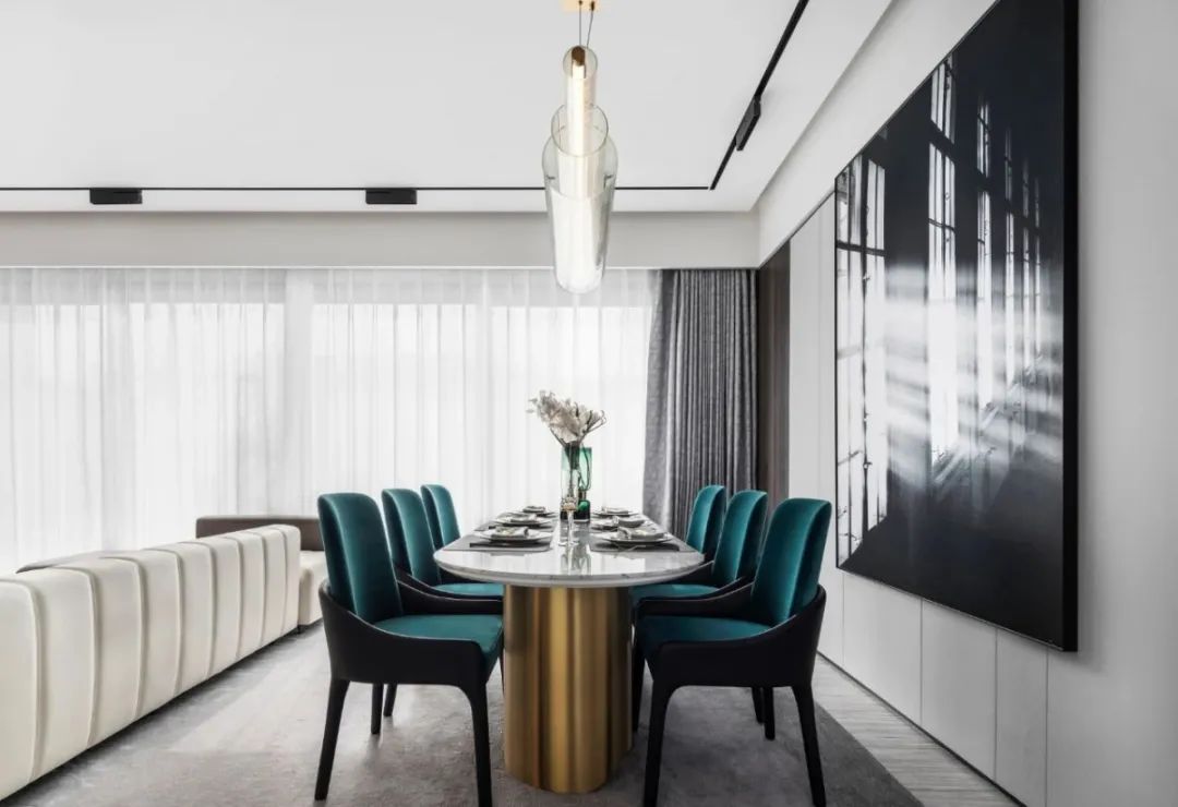 现代轻奢风格室内设计家装案例-餐厅 现代轻奢风格室内设计家装案例-餐厅