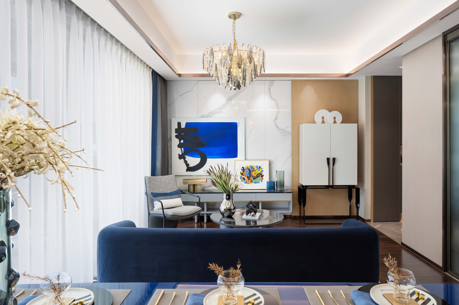 包豪斯风格室内设计家装案例-客厅沙发茶几 包豪斯风格室内设计家装案例-客厅沙发茶几