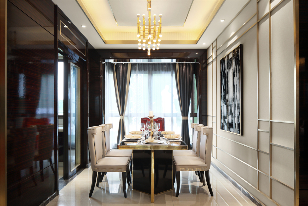 高调奢华欧式风格室内家装案例效果图-餐厅 高调奢华欧式风格室内家装案例效果图-餐厅