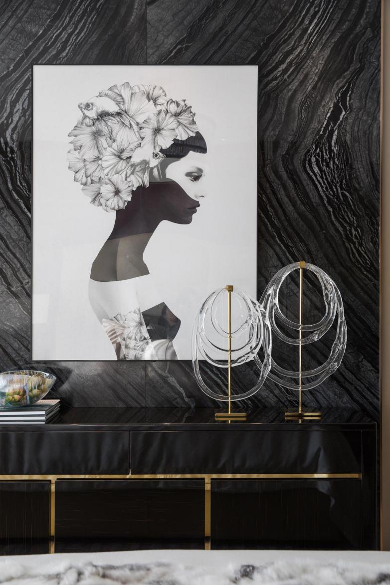 欧式轻奢风格室内设计家装案例-边柜 欧式轻奢风格室内设计家装案例-边柜