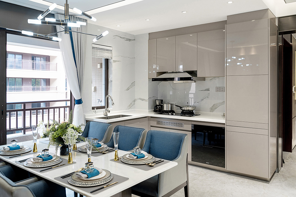 轻奢风格室内装修效果图-江南万达广场三居158平米-厨餐厅 轻奢风格室内装修效果图-江南万达广场三居158平米-厨餐厅